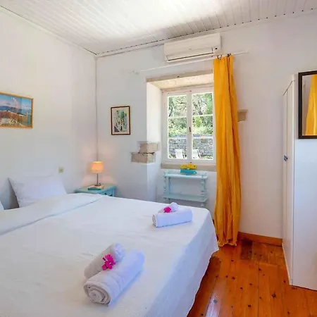 Olive Grove House Paxos Loggos فيلة جايوس