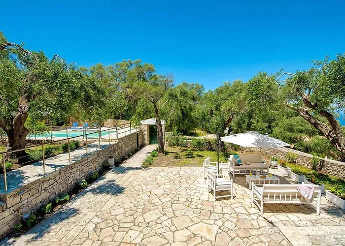 Olive Grove House Paxos Loggos *